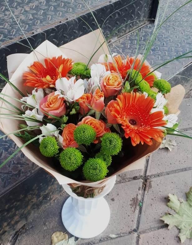 Букет цветов из: Герберы, Хризантемы, Альстромерии и Розы в Янкуле