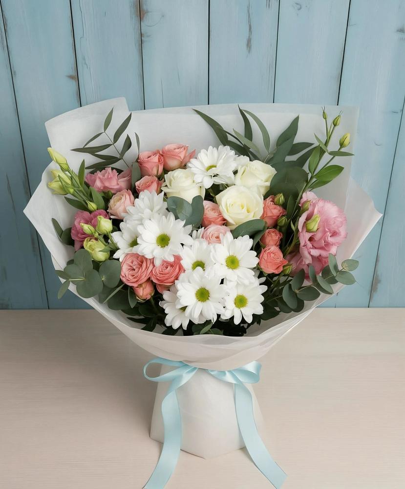 Букет цветов из: Розы, Лизиантусы и Хризантемы в Янкуле