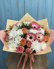 Букет цветов из:  Розы, Герберы и Хризантемы в Янкуле