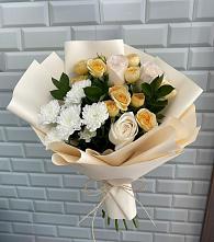 Букет цветов из:  Розы и Хризантемы в Янкуле