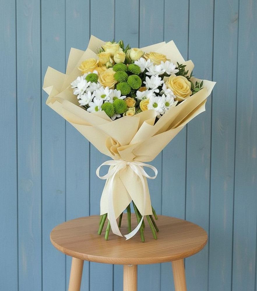 Букет цветов из: Хризантемы и Розы в Янкуле