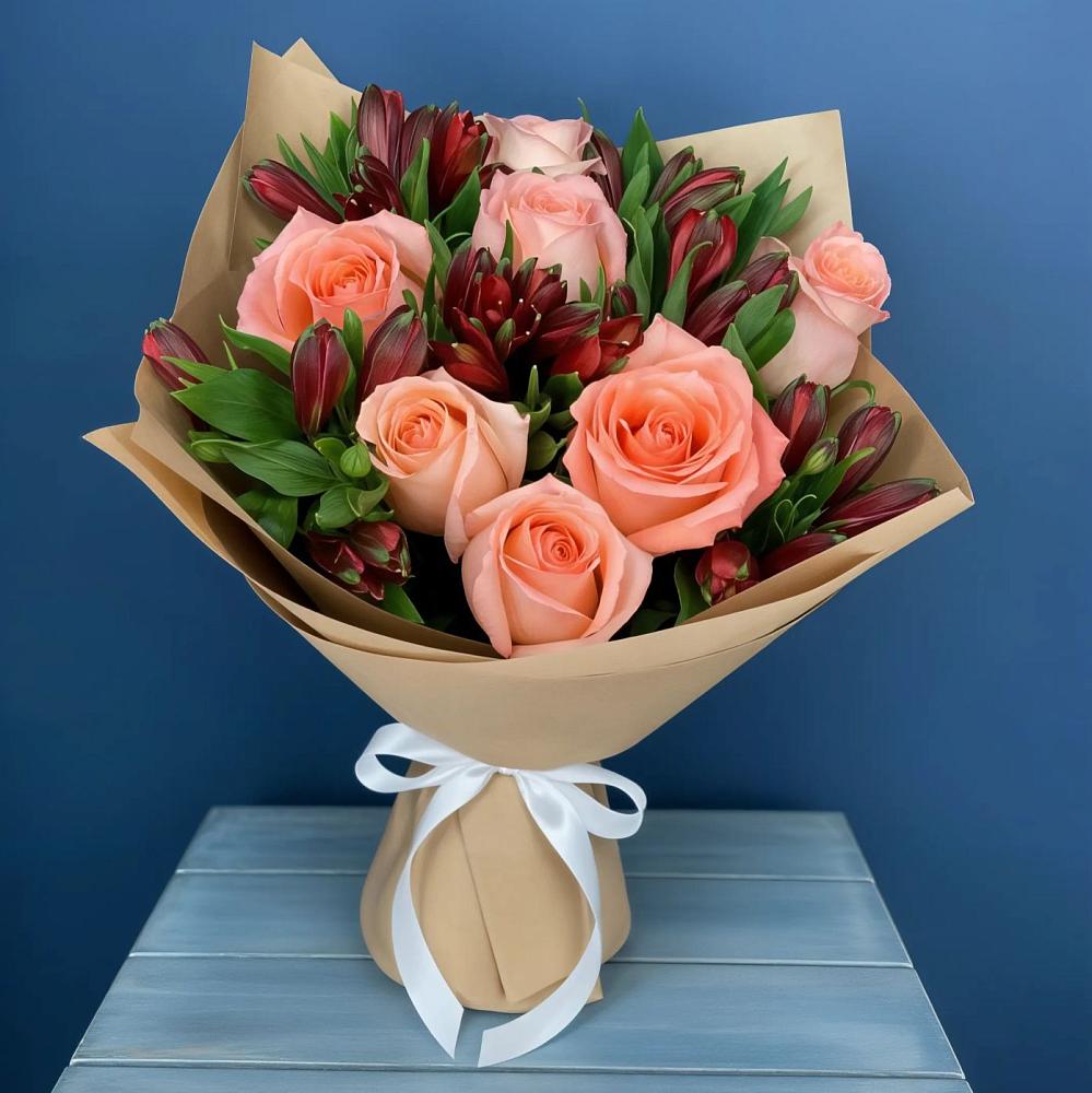 Букет цветов из: Розы и Альстромерии в Янкуле