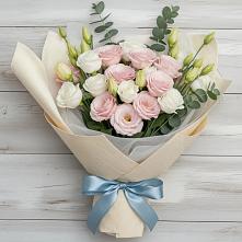 Букет цветов из:  Лизиантусы #REPLACE_PRED# Янкуле