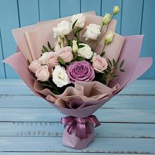Букет цветов из:  Розы и Лизиантусы в Янкуле