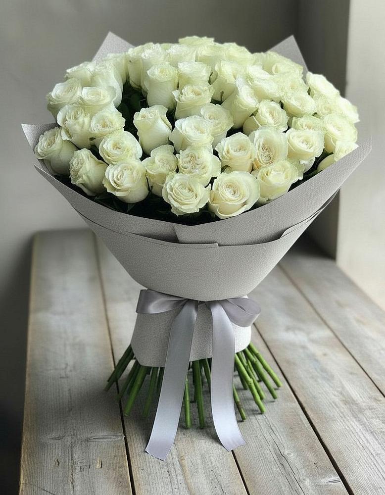 Букет 35 Белых роз в Янкуле