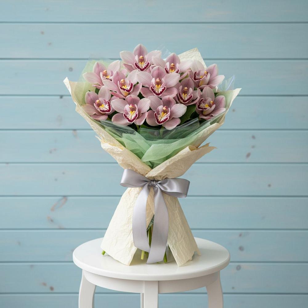 Букет цветов из: Орхидеи и Розы в Янкуле