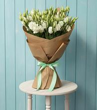 Букет цветов из:  Лизиантусы в Янкуле