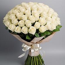 Букет 101 беля роза Белоснежка в Янкуле