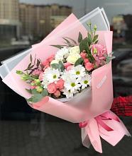 Букет цветов из:  Розы, Лизиантусы и Хризантемы в Янкуле