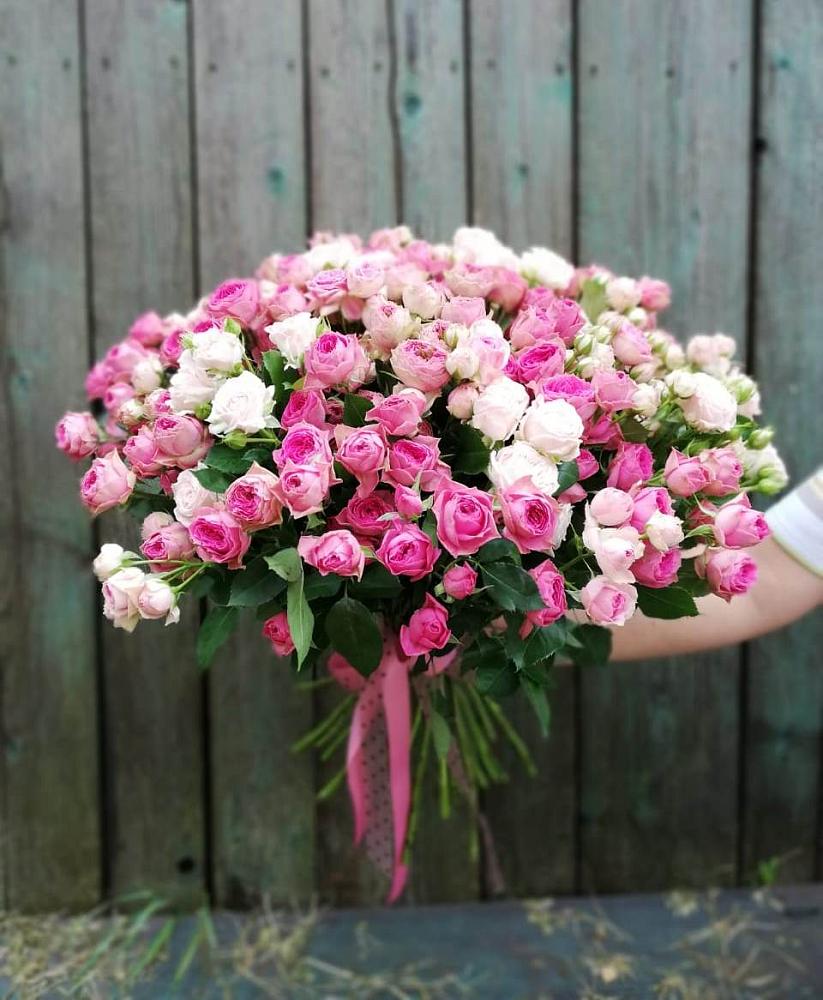 Букет Розовые кустовые розы Натали и Лав Лидия в Янкуле