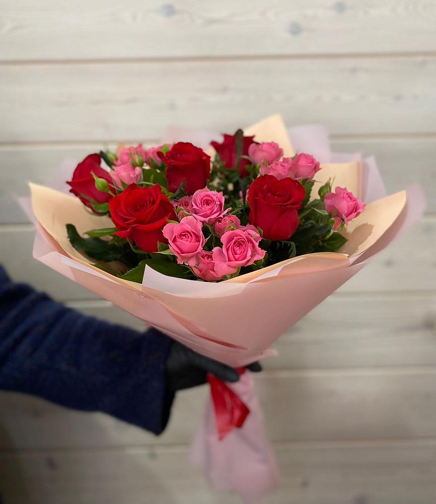 Букет цветов из: Розы в Янкуле