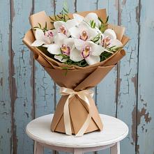 Букет цветов из:  Орхидеи и Розы #REPLACE_PRED# Янкуле