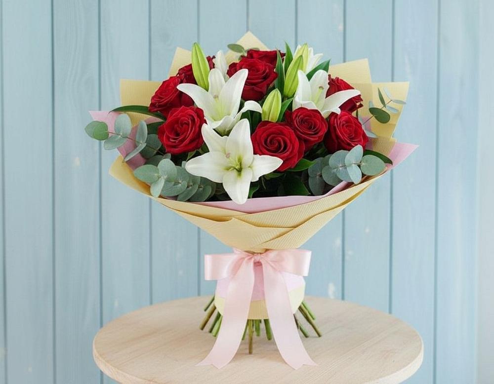 Букет цветов из: Лилии и Розы в Янкуле